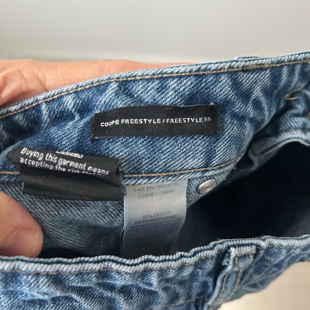 Twik fresstyle cut blue denim
Jeans - Picture 10 of 11